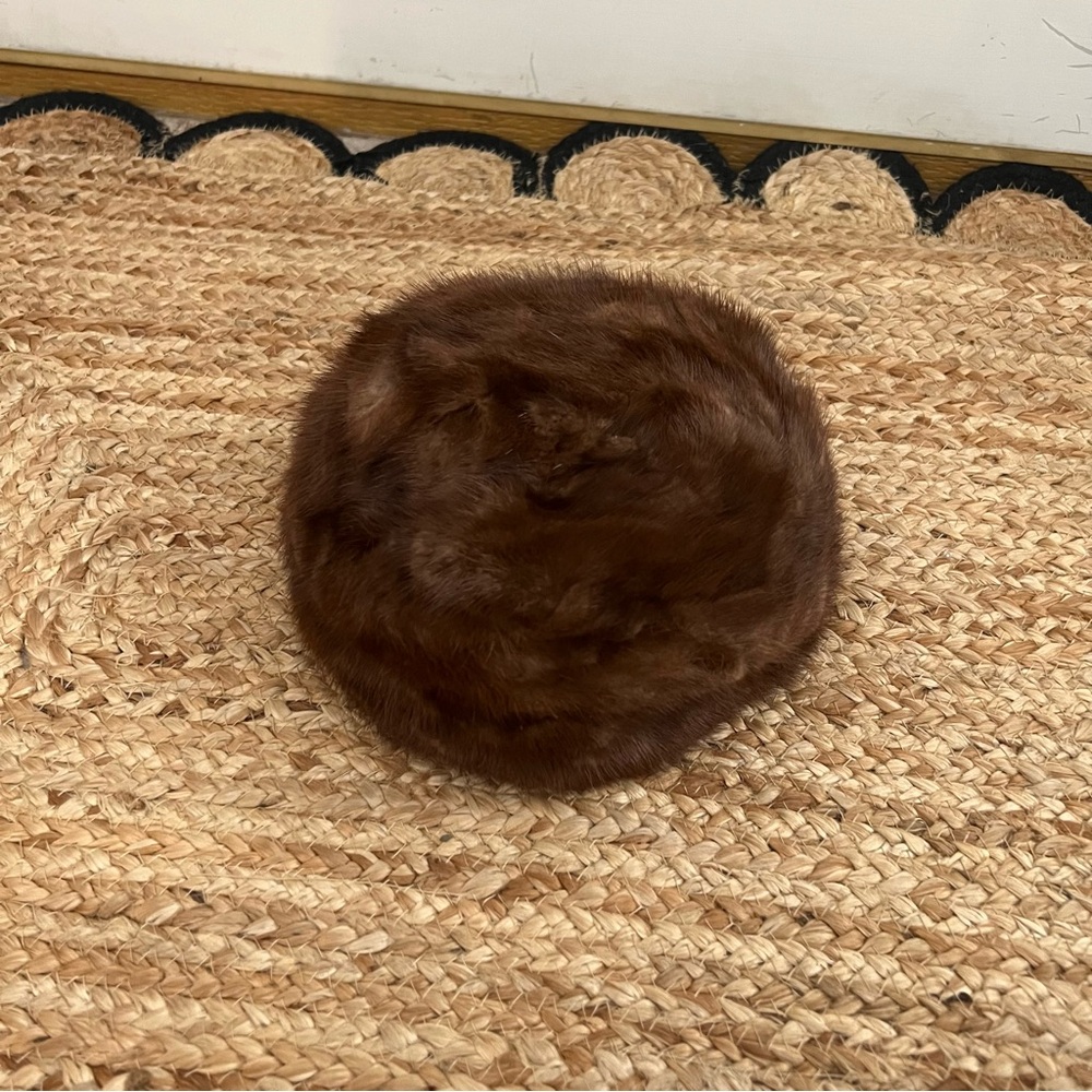 Brown vintage mink Fur Hat no flaws size xs great condition for vintage fur hat